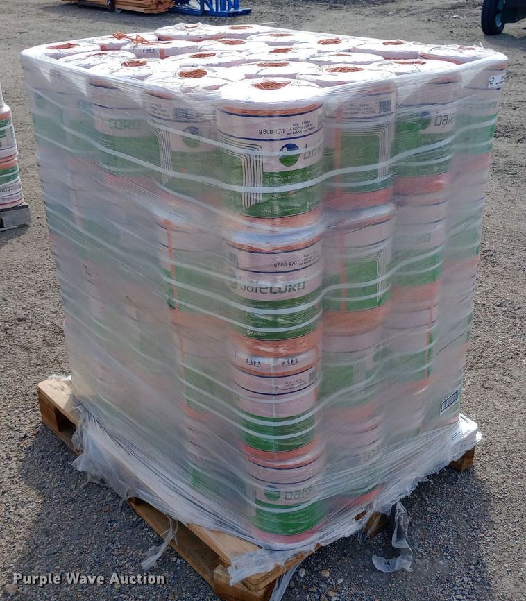 image for item EN8537 Approximately 80 twine rolls