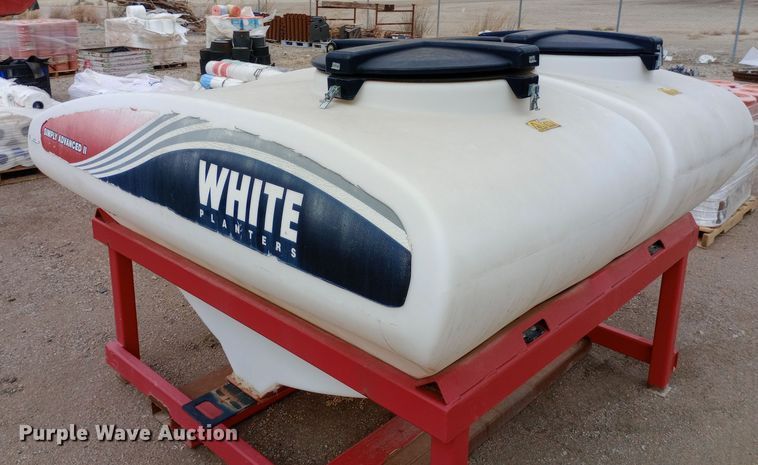 image for item EN8546 (2) White Planters Simply Advanced II tanks