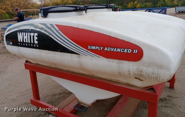 image for item EN8546 (2) White Planters Simply Advanced II tanks