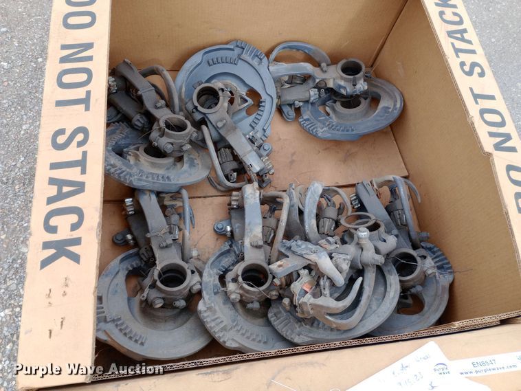 image for item EN8547 (7) knitters with gears