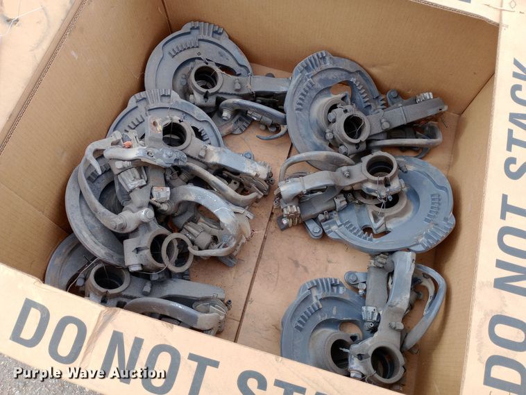 image for item EN8547 (7) knitters with gears