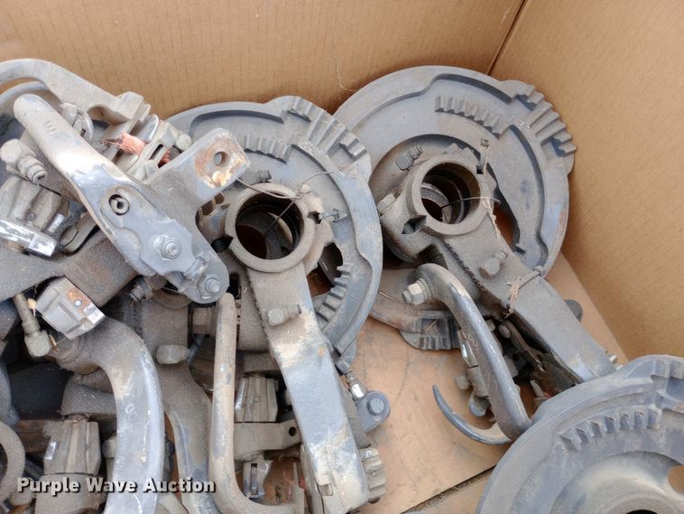 image for item EN8547 (7) knitters with gears