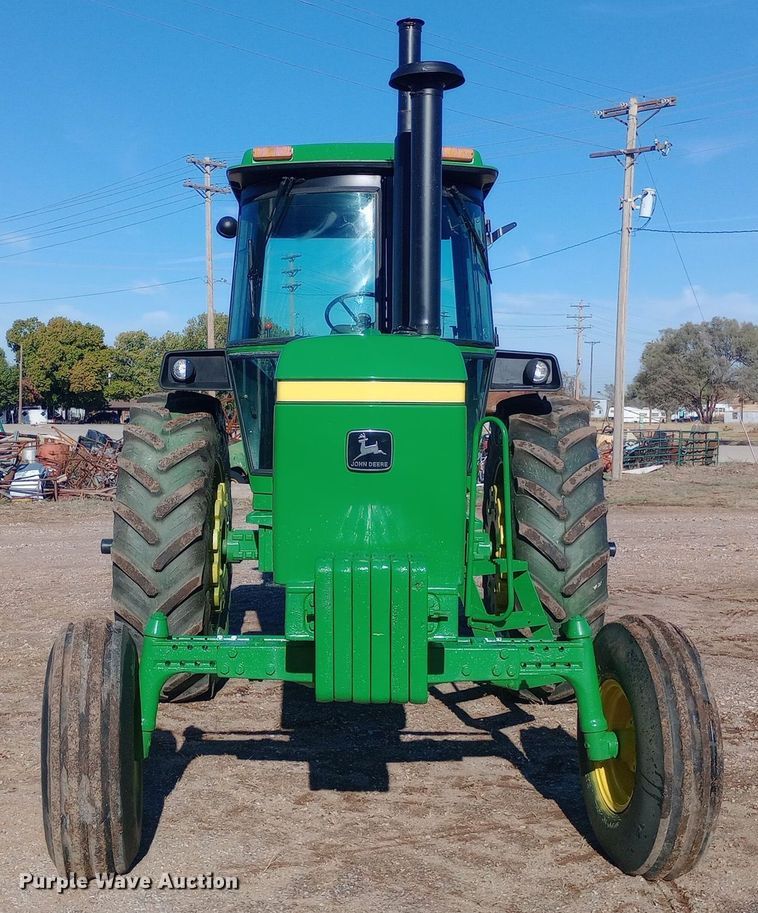 image for item EN8549 1974 John Deere 4430 tractor