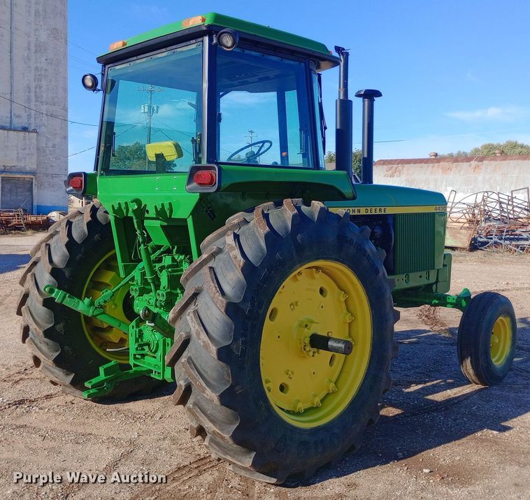 image for item EN8549 1974 John Deere 4430 tractor