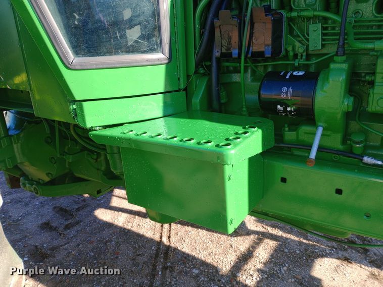 image for item EN8549 1974 John Deere 4430 tractor