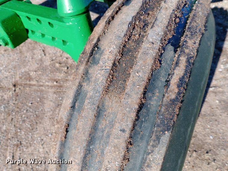 image for item EN8549 1974 John Deere 4430 tractor