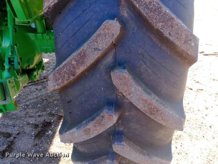 image for item EN8549 1974 John Deere 4430 tractor