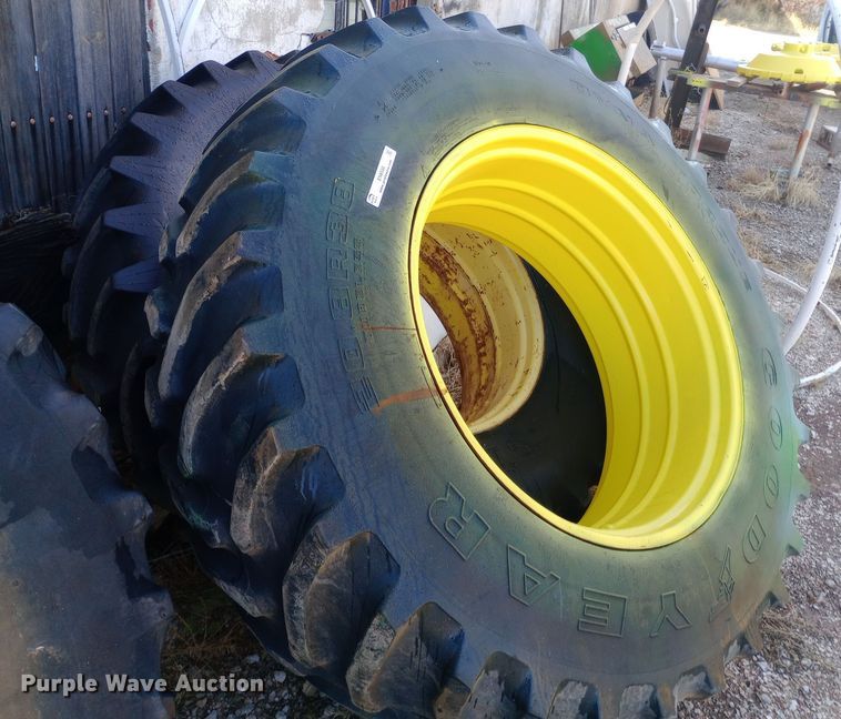 image for item EN8550 Tractor tires and wheels