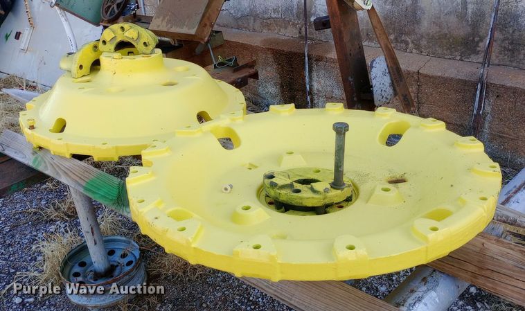 image for item EN8550 Tractor tires and wheels