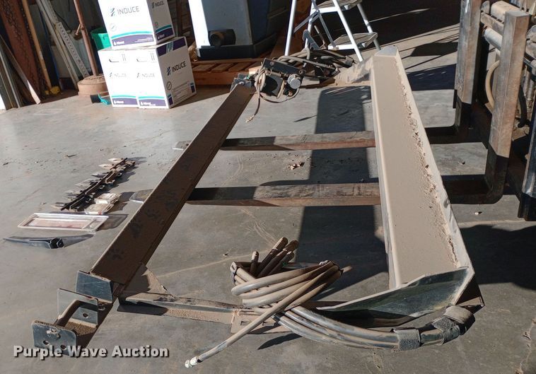 image for item EN8551 MacDon FD75 draper header parts