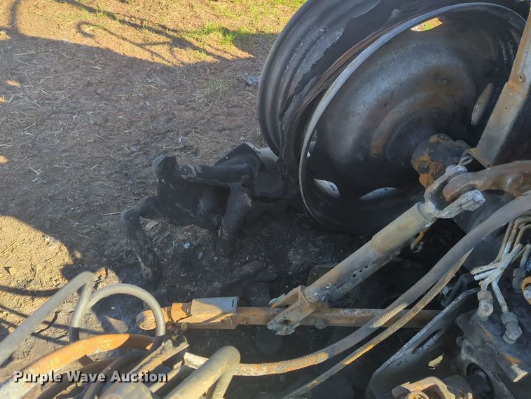 image for item EQ2486 2016 Case 120C MFWD tractor