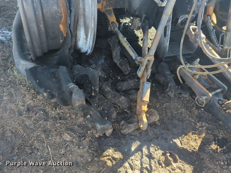 image for item EQ2486 2016 Case 120C MFWD tractor