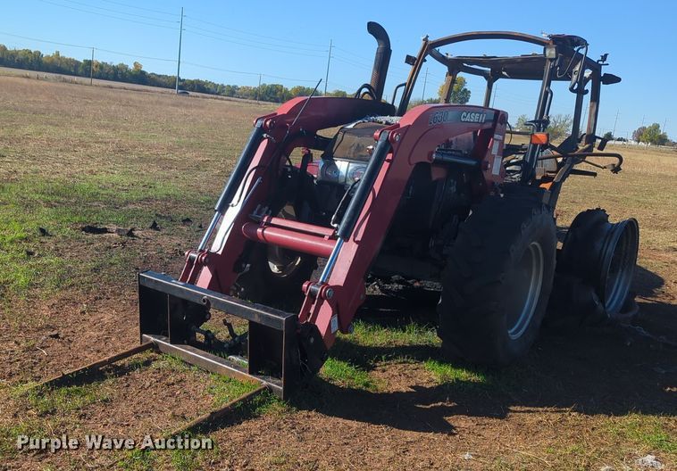 image for item EQ2486 2016 Case 120C MFWD tractor