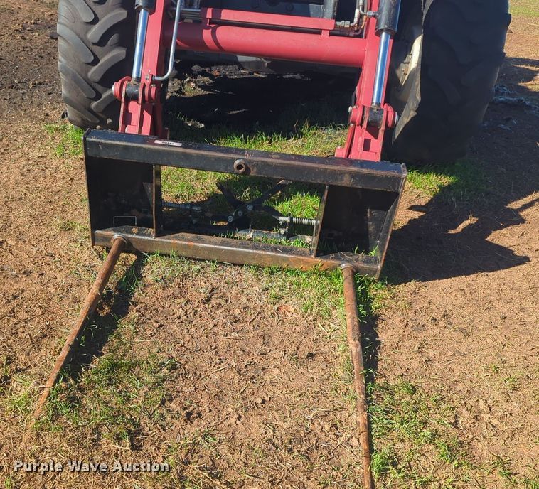 image for item EQ2486 2016 Case 120C MFWD tractor