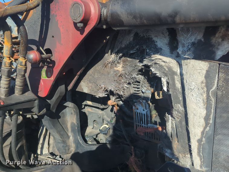 image for item EQ2486 2016 Case 120C MFWD tractor