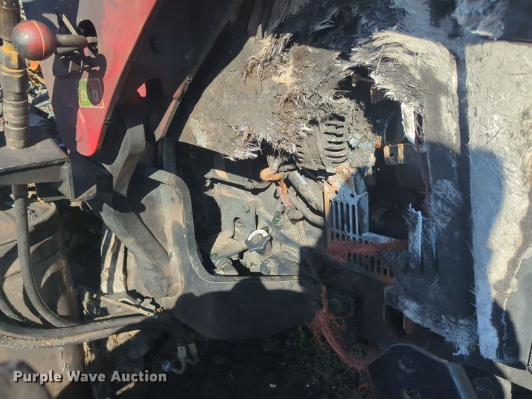 image for item EQ2486 2016 Case 120C MFWD tractor