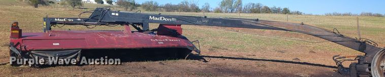 image for item EQ2487 2011 MacDon R85 swather / windrower