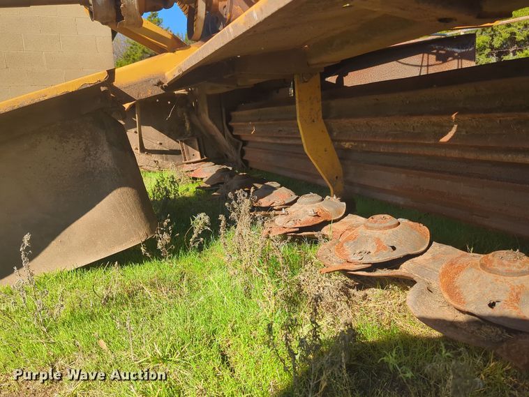 image for item EQ2488 Vermeer MC1030 disc mower