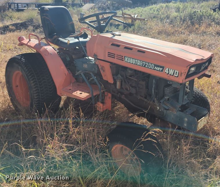 image for item EQ2490 Kubota B7200HST-D MFWD tractor