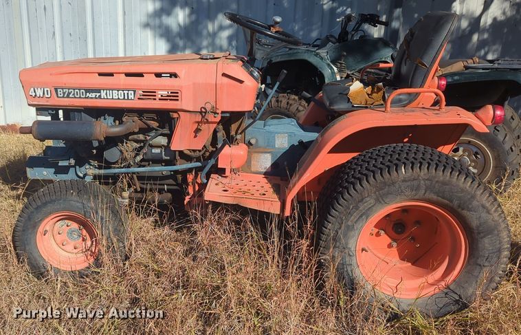 image for item EQ2490 Kubota B7200HST-D MFWD tractor