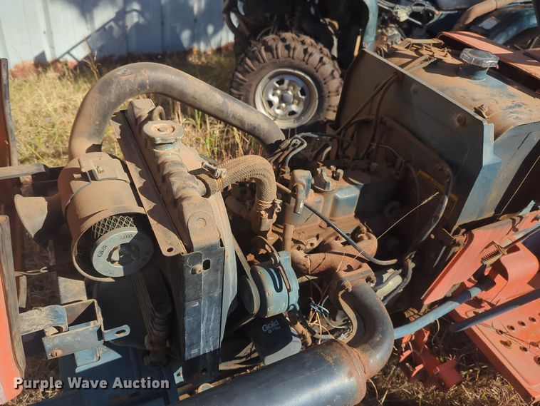 image for item EQ2490 Kubota B7200HST-D MFWD tractor