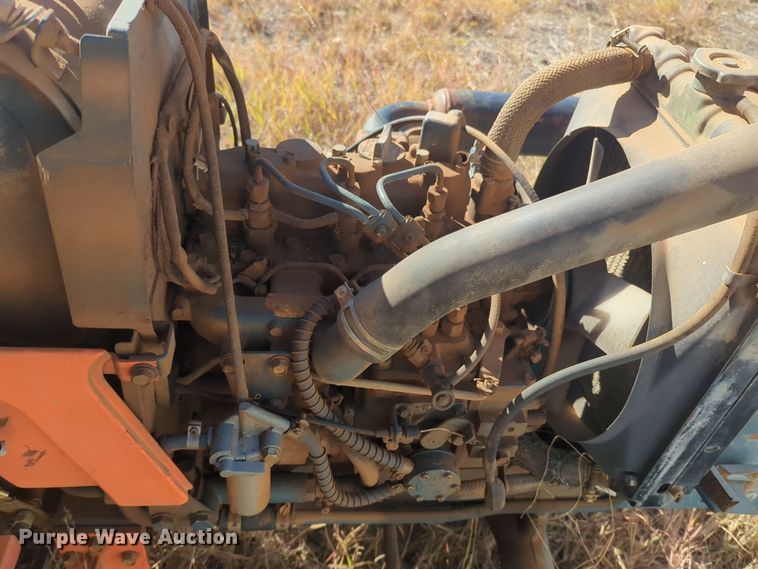 image for item EQ2490 Kubota B7200HST-D MFWD tractor