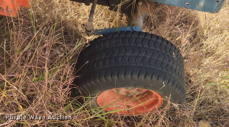 image for item EQ2490 Kubota B7200HST-D MFWD tractor