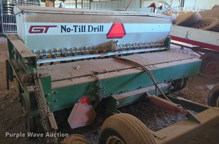 image for item EQ2491 GT no-till grain drill