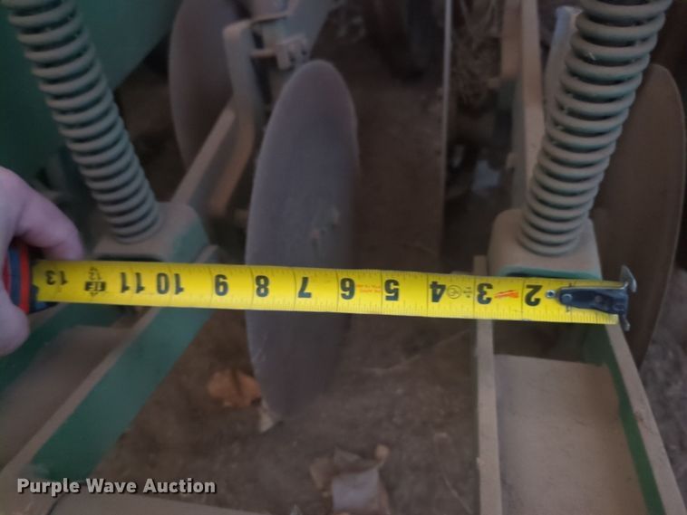 image for item EQ2491 GT no-till grain drill