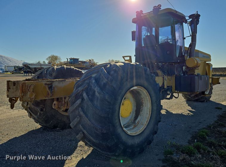 image for item EQ3639 Terra Gator  9203 applicator cab and chassis 