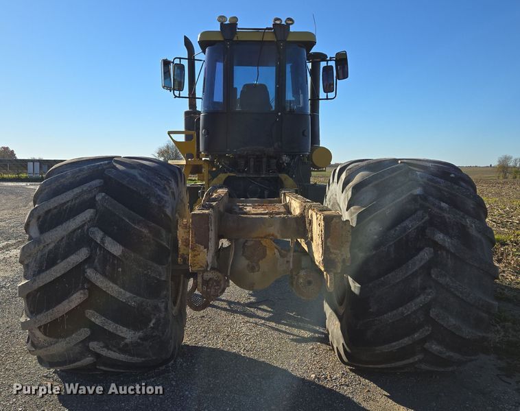 image for item EQ3639 Terra Gator  9203 applicator cab and chassis 