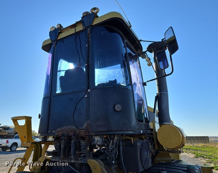 image for item EQ3639 Terra Gator  9203 applicator cab and chassis 