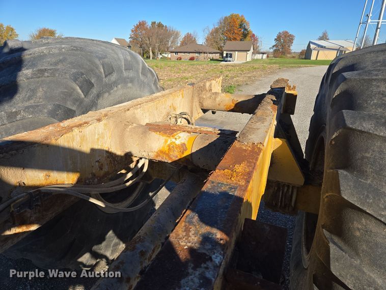 image for item EQ3639 Terra Gator  9203 applicator cab and chassis 