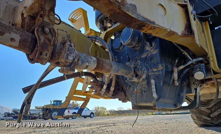 image for item EQ3639 Terra Gator  9203 applicator cab and chassis 