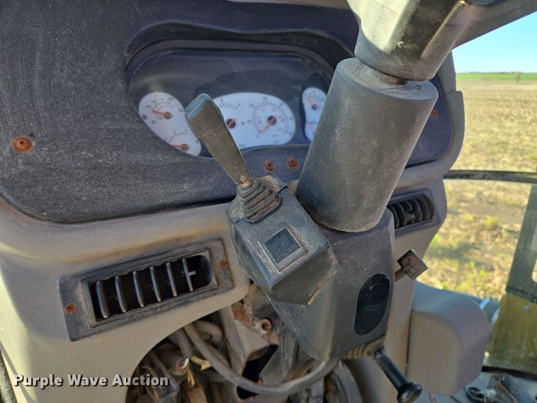 image for item EQ3639 Terra Gator  9203 applicator cab and chassis 