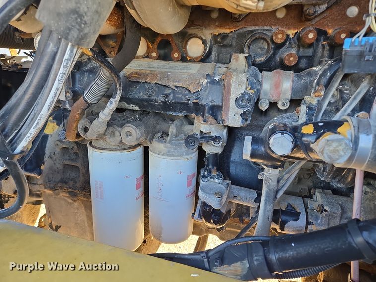 image for item EQ3639 Terra Gator  9203 applicator cab and chassis 