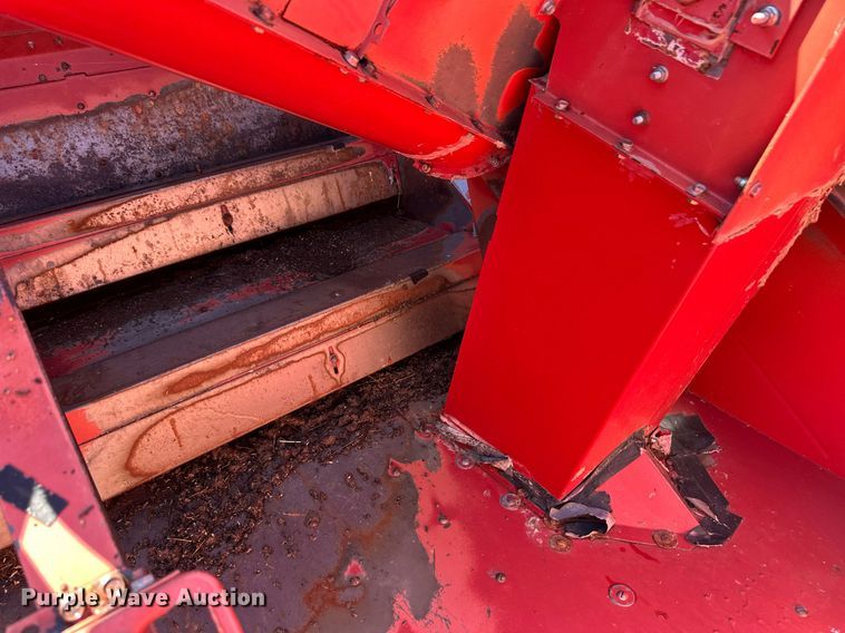 image for item ER8175 2003 Case IH 2388 combine