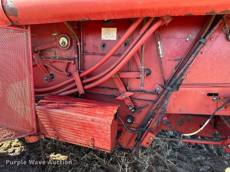 image for item ER8175 2003 Case IH 2388 combine