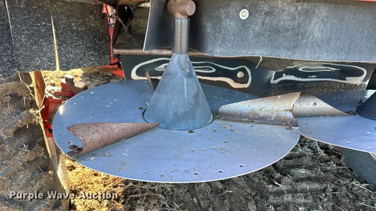 image for item ER8175 2003 Case IH 2388 combine