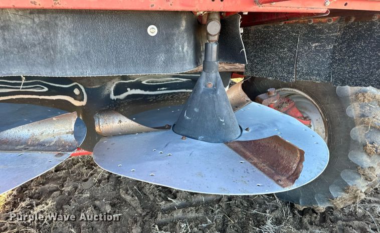 image for item ER8175 2003 Case IH 2388 combine
