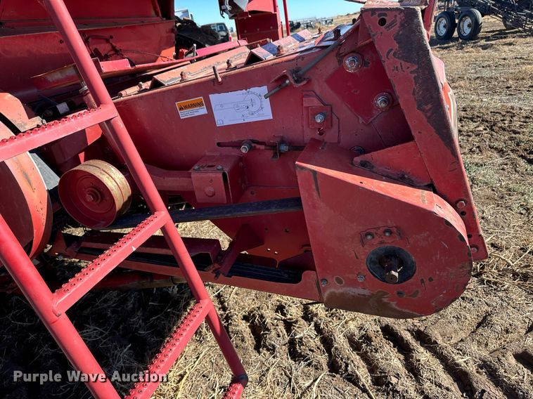 image for item ER8175 2003 Case IH 2388 combine