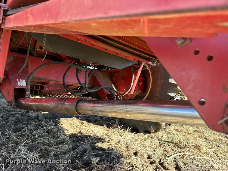 image for item ER8175 2003 Case IH 2388 combine