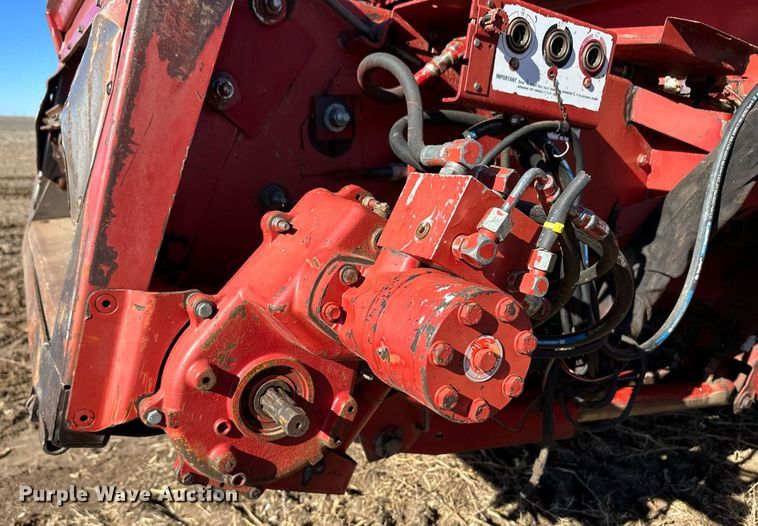 image for item ER8175 2003 Case IH 2388 combine