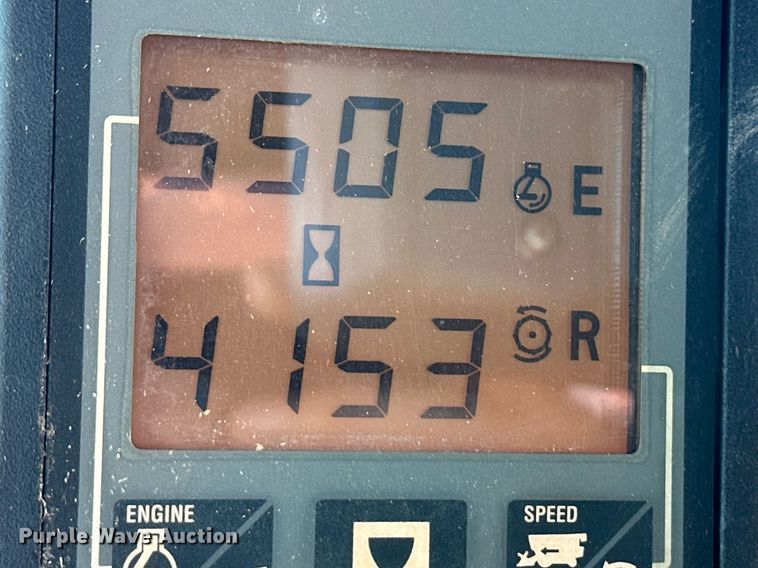 image for item ER8175 2003 Case IH 2388 combine