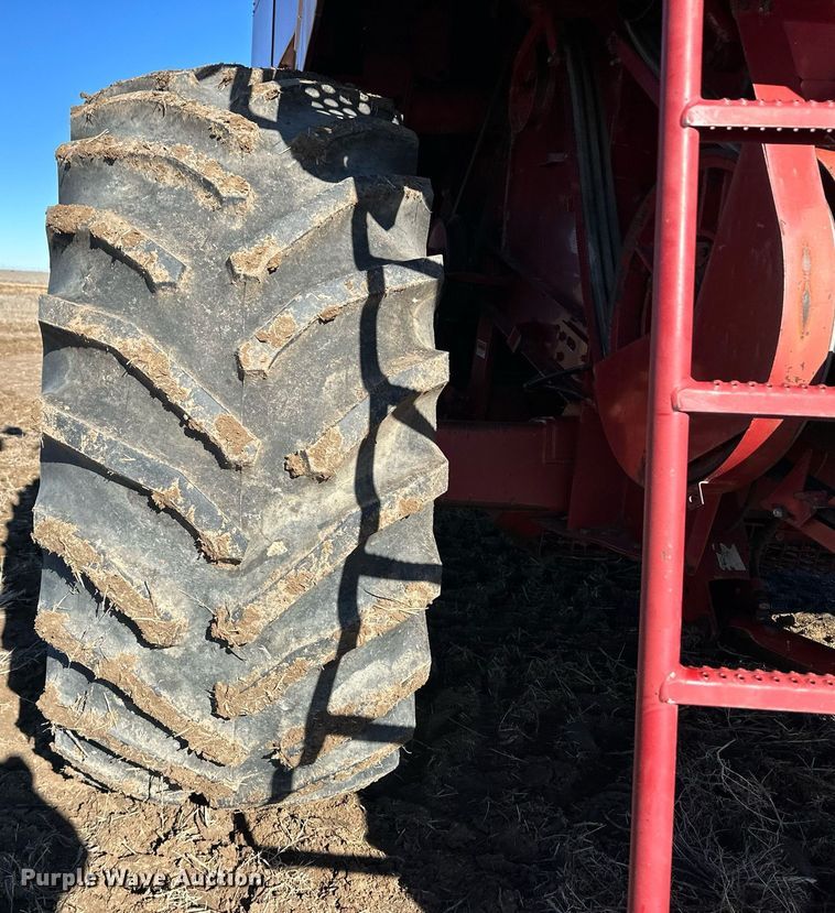 image for item ER8175 2003 Case IH 2388 combine