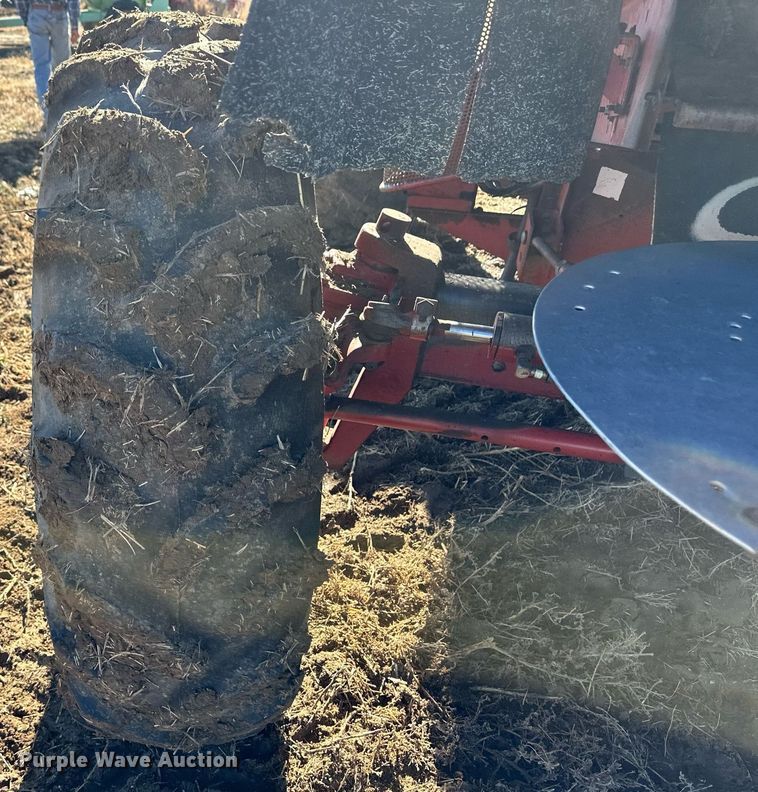 image for item ER8175 2003 Case IH 2388 combine