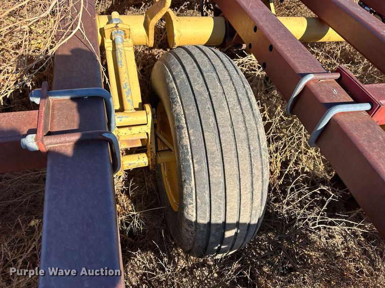 image for item ER8181 Versatile 5000 sweep plow