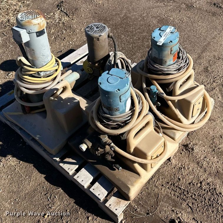 image for item ER8273 (4) chemigation pumps