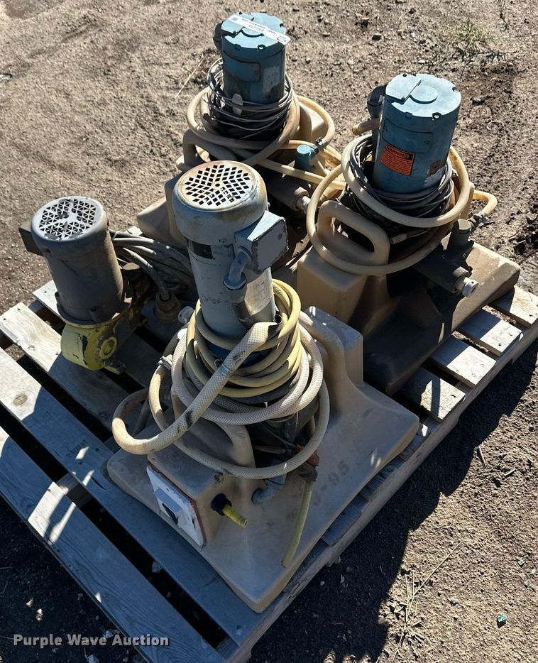 image for item ER8273 (4) chemigation pumps