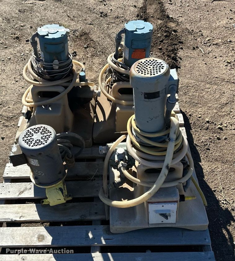 image for item ER8273 (4) chemigation pumps